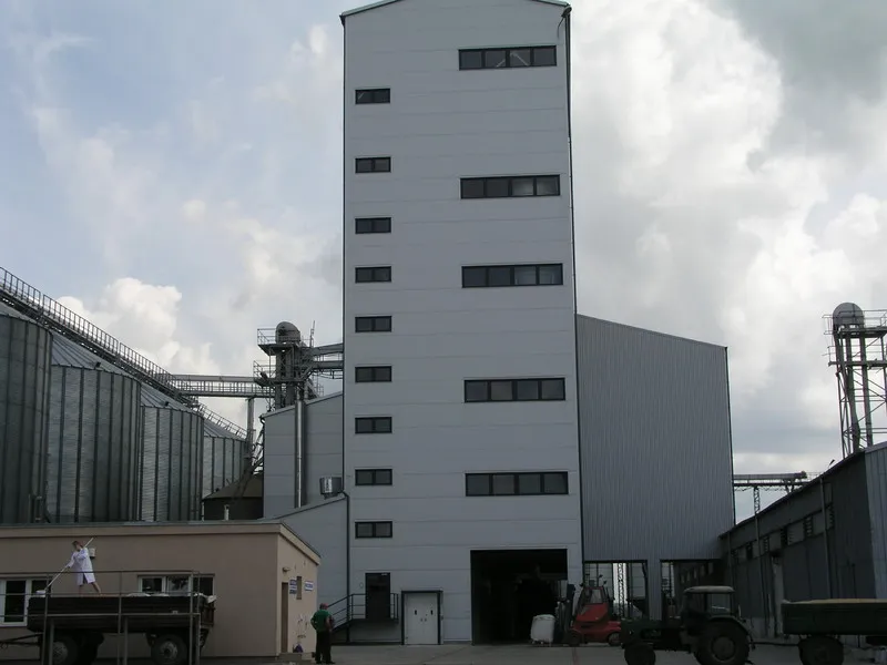 WYTWÓRNIA PASZ „WIPASZ” Krosno k/Pasłęka